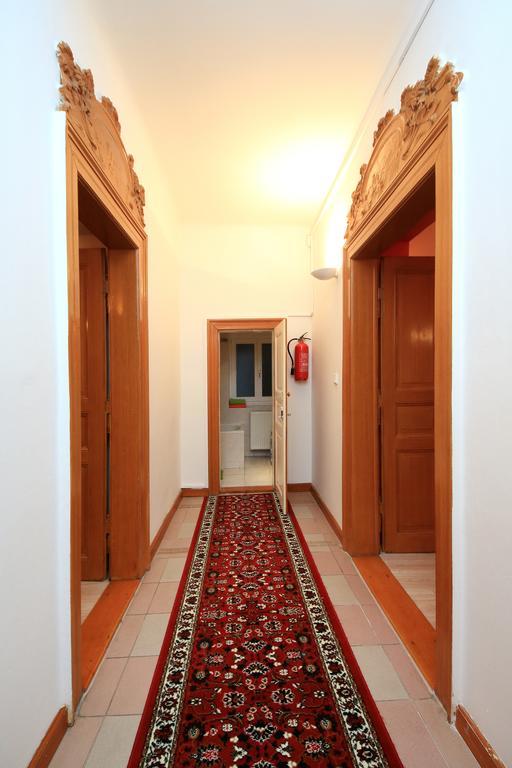 Historic Villa Apartments Prága Szoba fotó