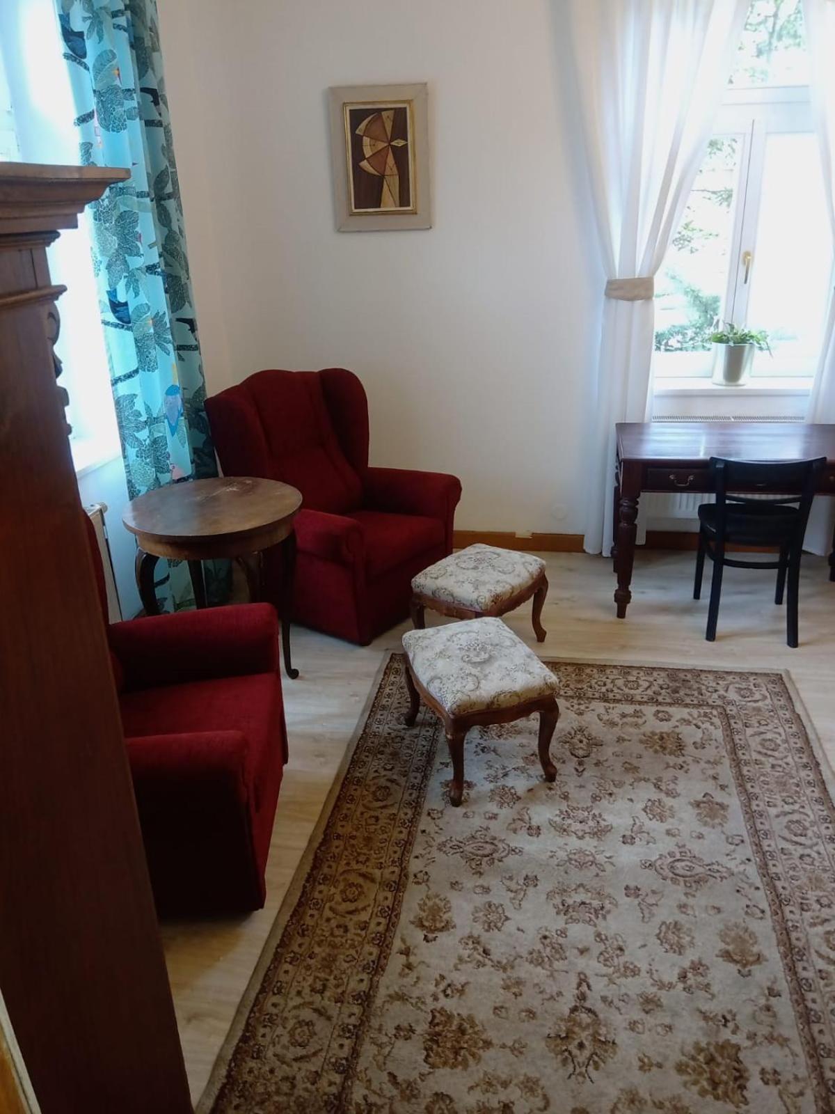 Historic Villa Apartments Prága Kültér fotó