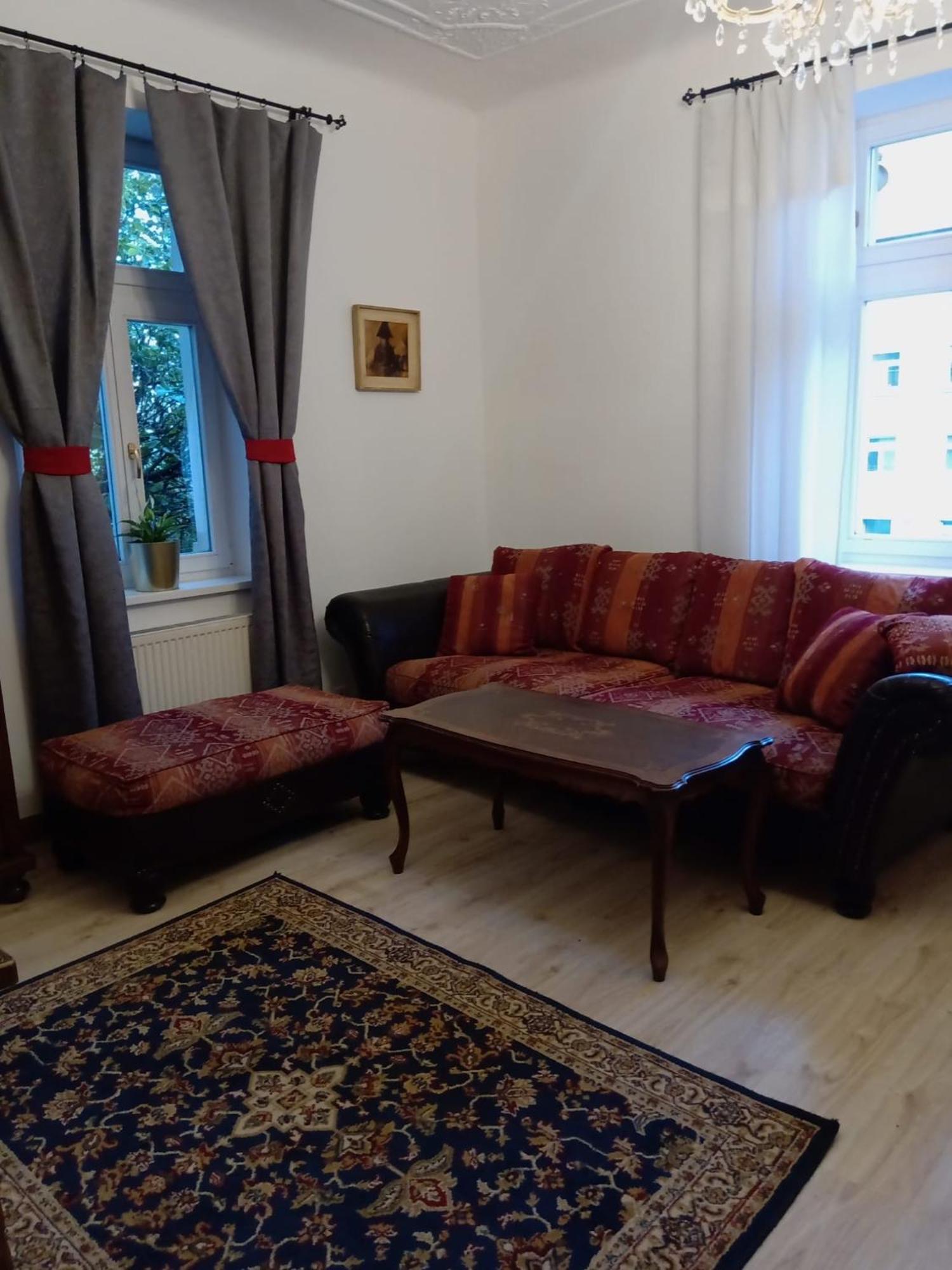 Historic Villa Apartments Prága Kültér fotó