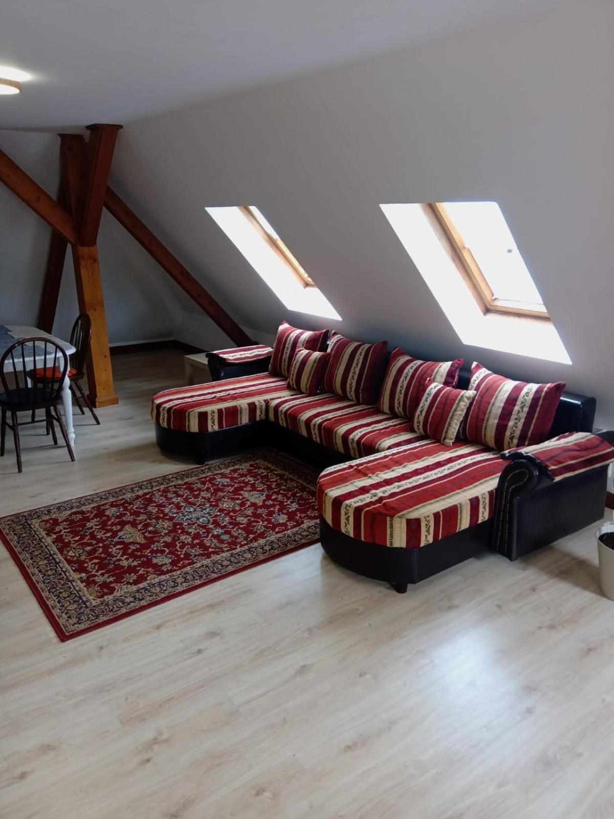 Historic Villa Apartments Prága Kültér fotó